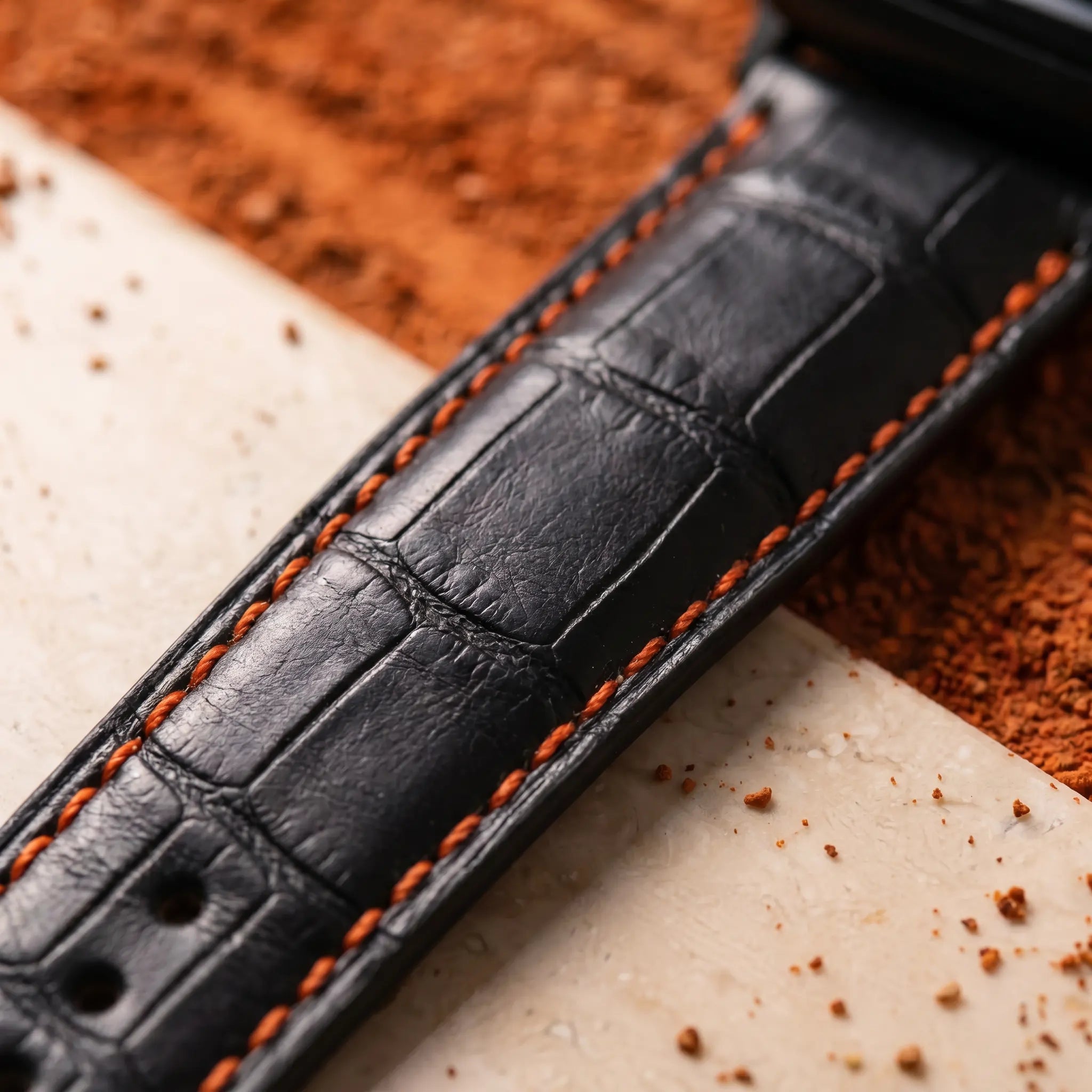 Schwarz / Orange