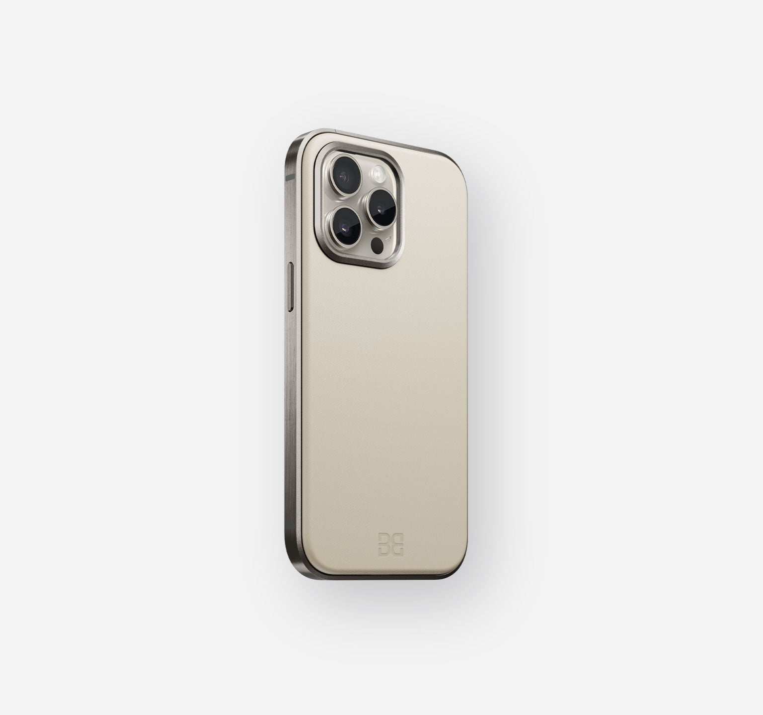 Classic Case Titan | Off White | iPhone 15 Pro Max