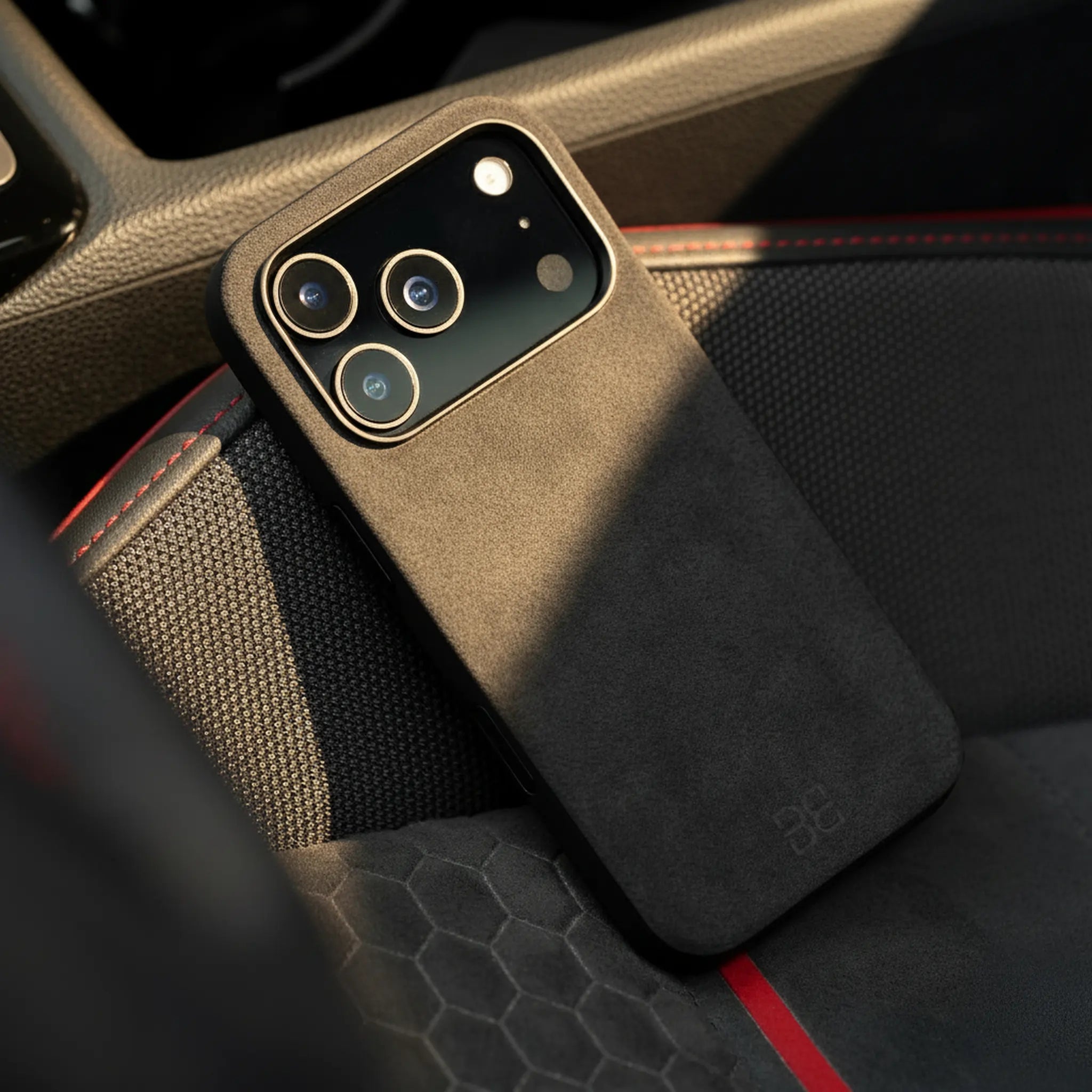 Anthracite / iPhone 17 Pro Max