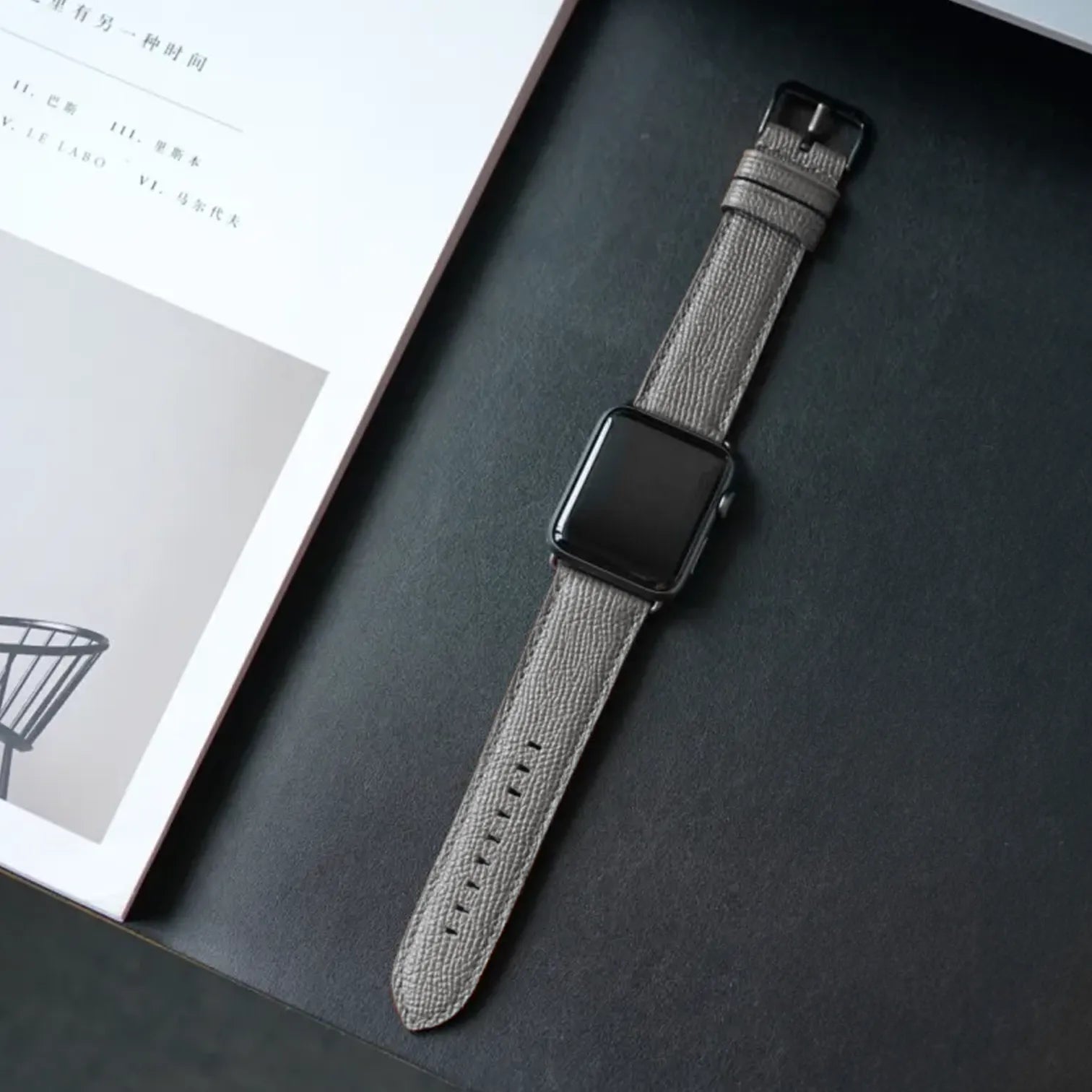 Grau / Ultra/46mm/45mm + Faltschließe / Silber Matt