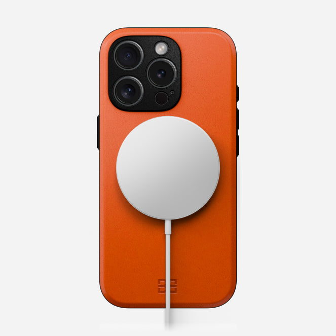 Shocking Orange / iPhone 16 Pro