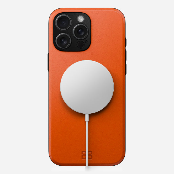 Shocking Orange / iPhone 16 Pro Max